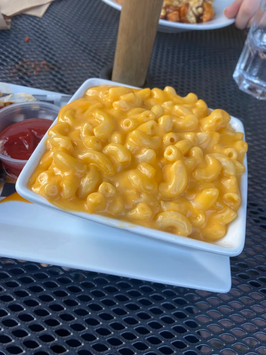 The Mac and Cheese, No Forks Given