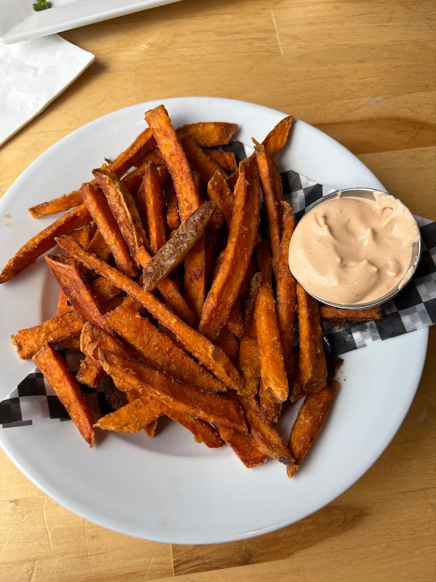 The Sweet Potato Fries, No Forks Given