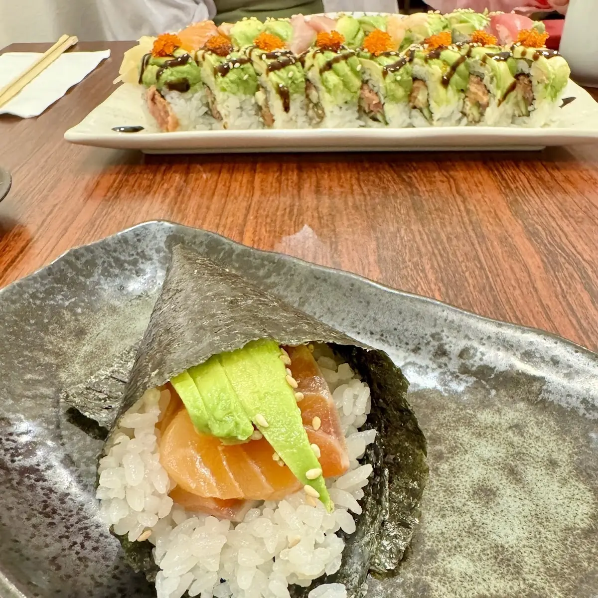 Salmon Hand Roll