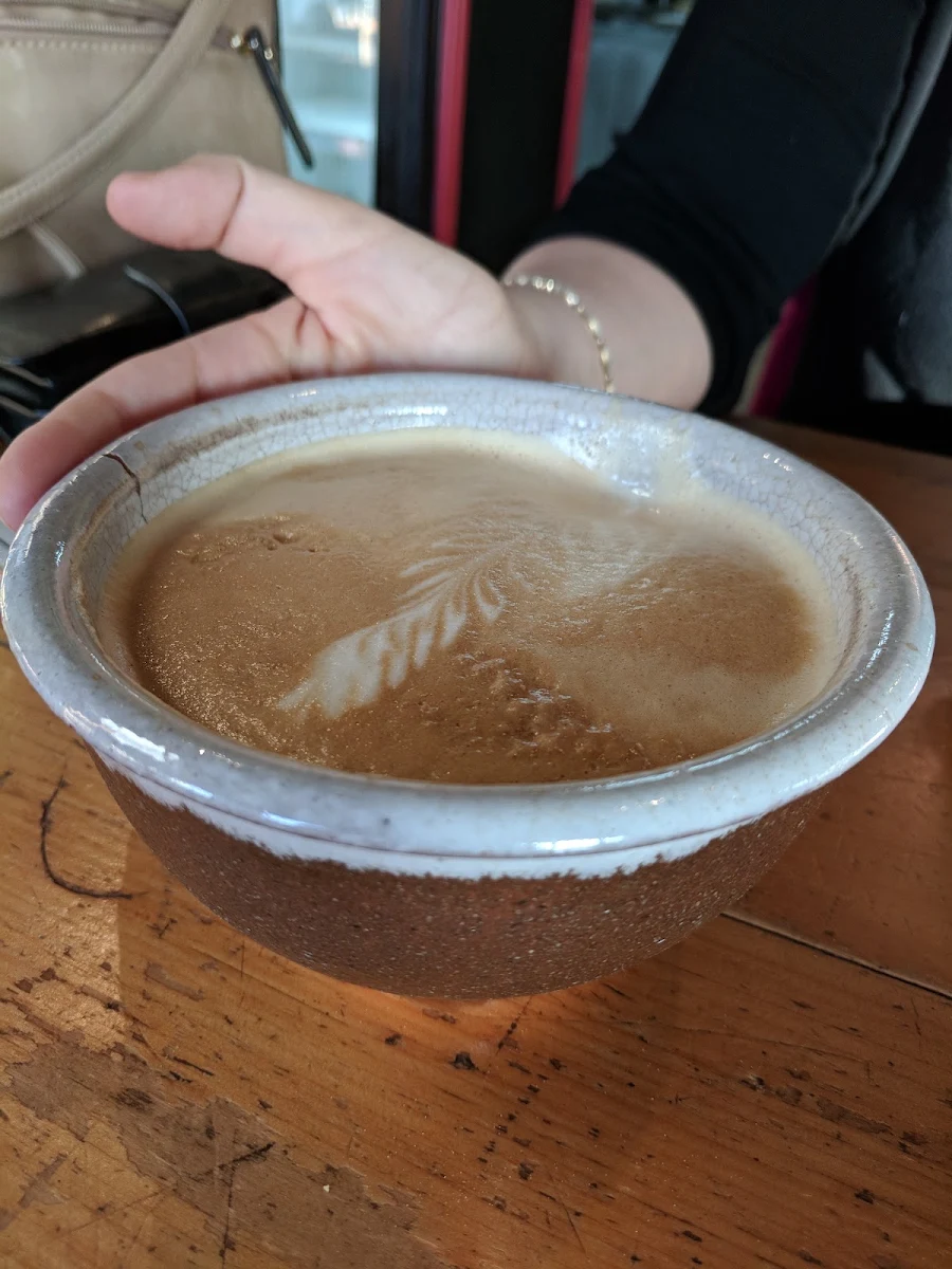 Café Latte Divin, Pains D'exclamation