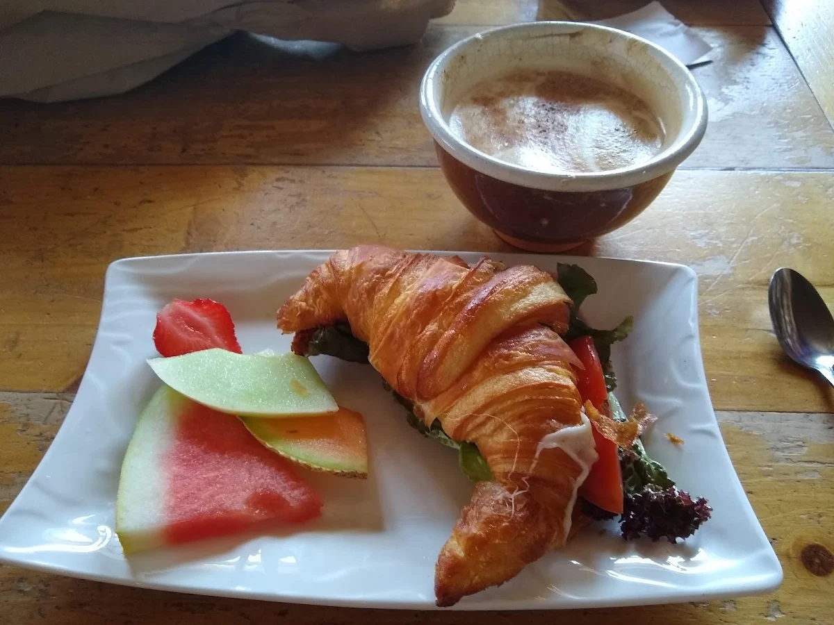 Ham and Cheese Croissant, Pains D'exclamation