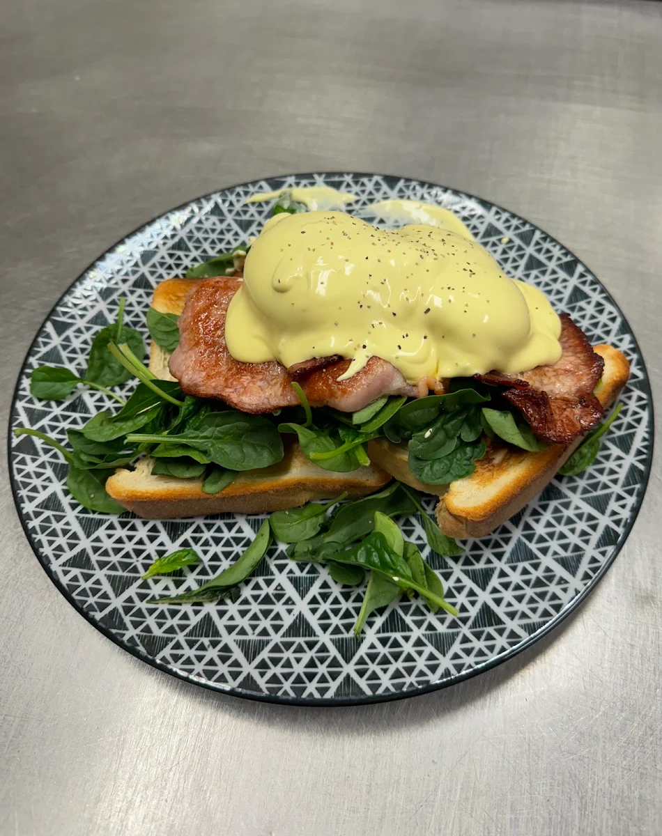 Highlights, Parks Cafe