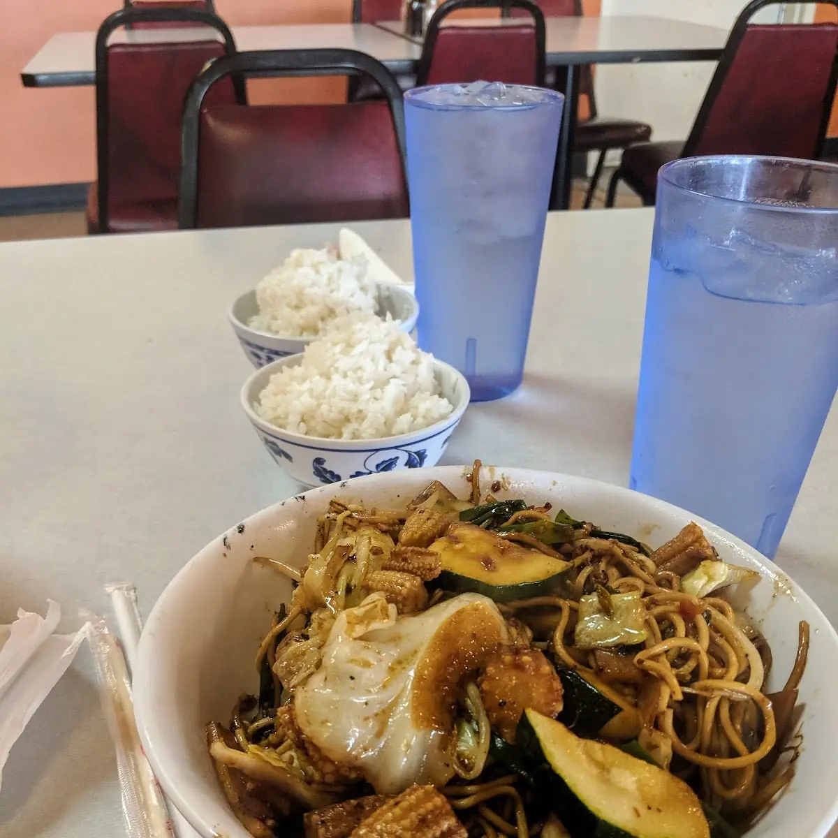 Vegetable Lo Mein Noodles