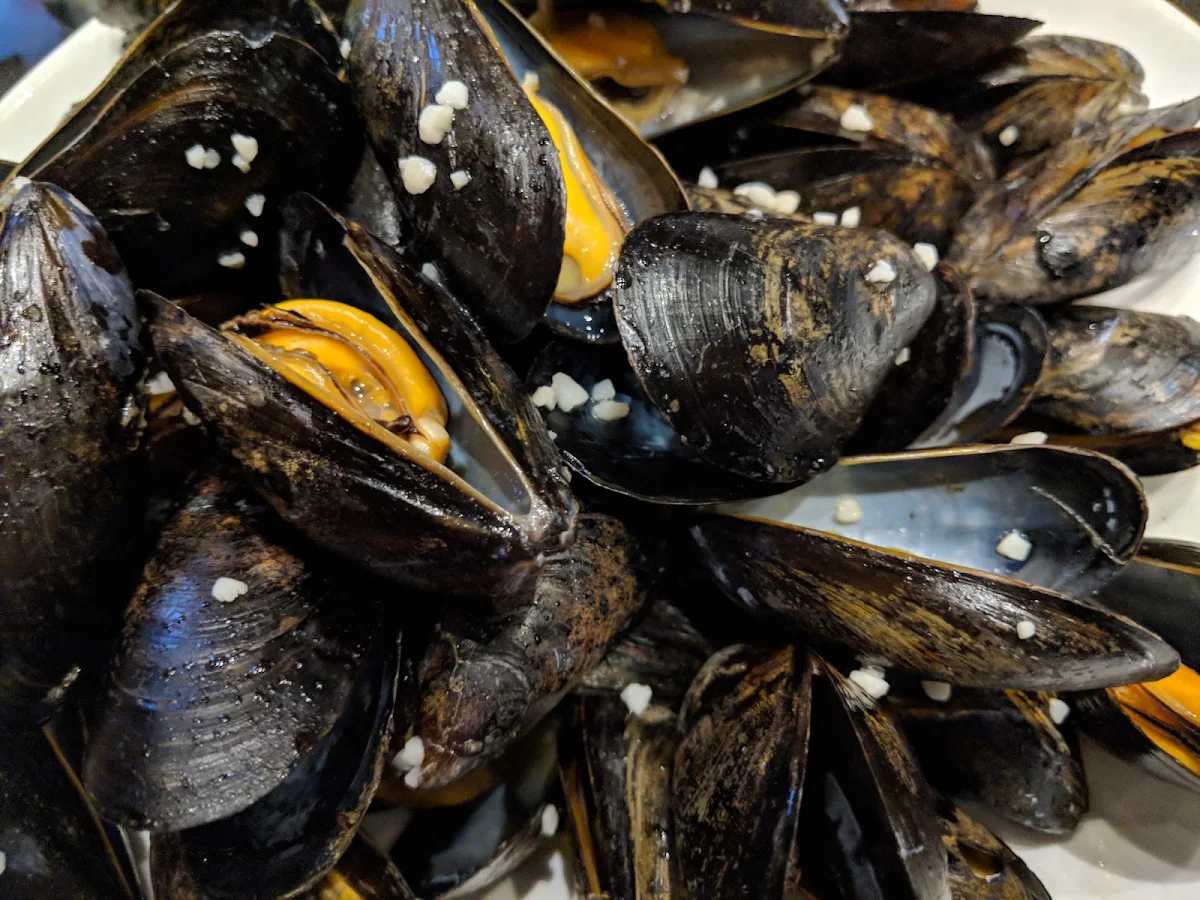 Island Mussels, John Brown Richmond Street Grille