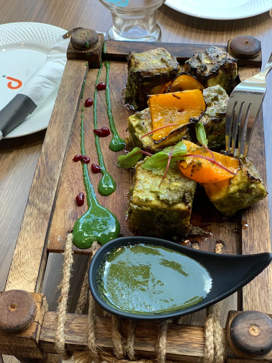 Pudina Pepper Paneer Tikka