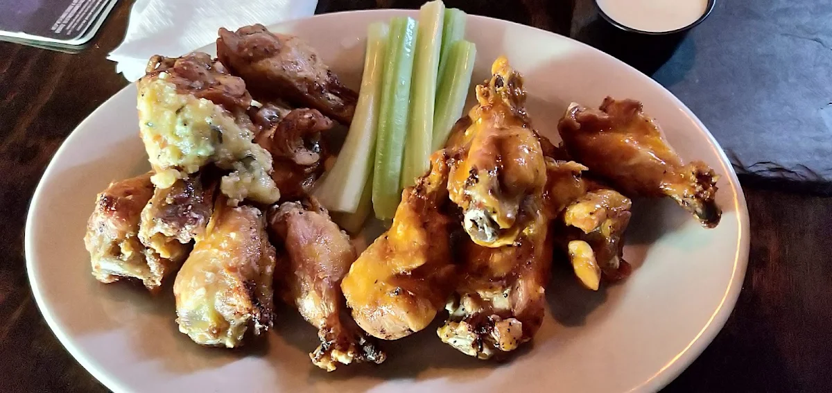 Tavern Wings