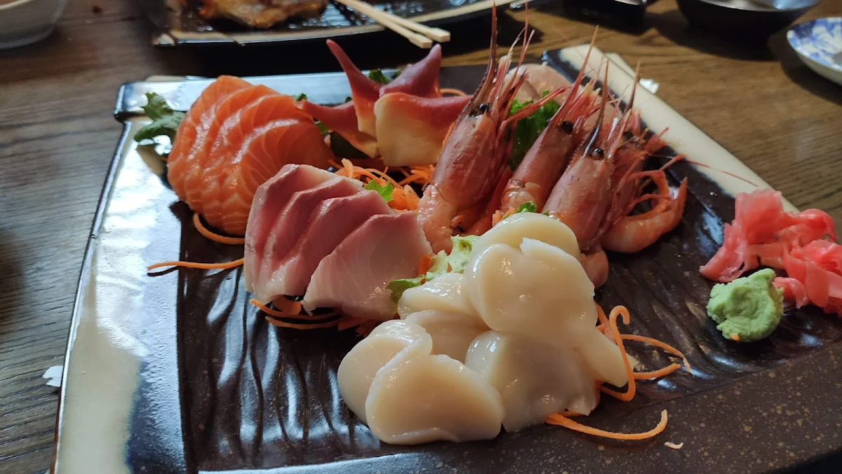Salmon and Tuna Sashimi