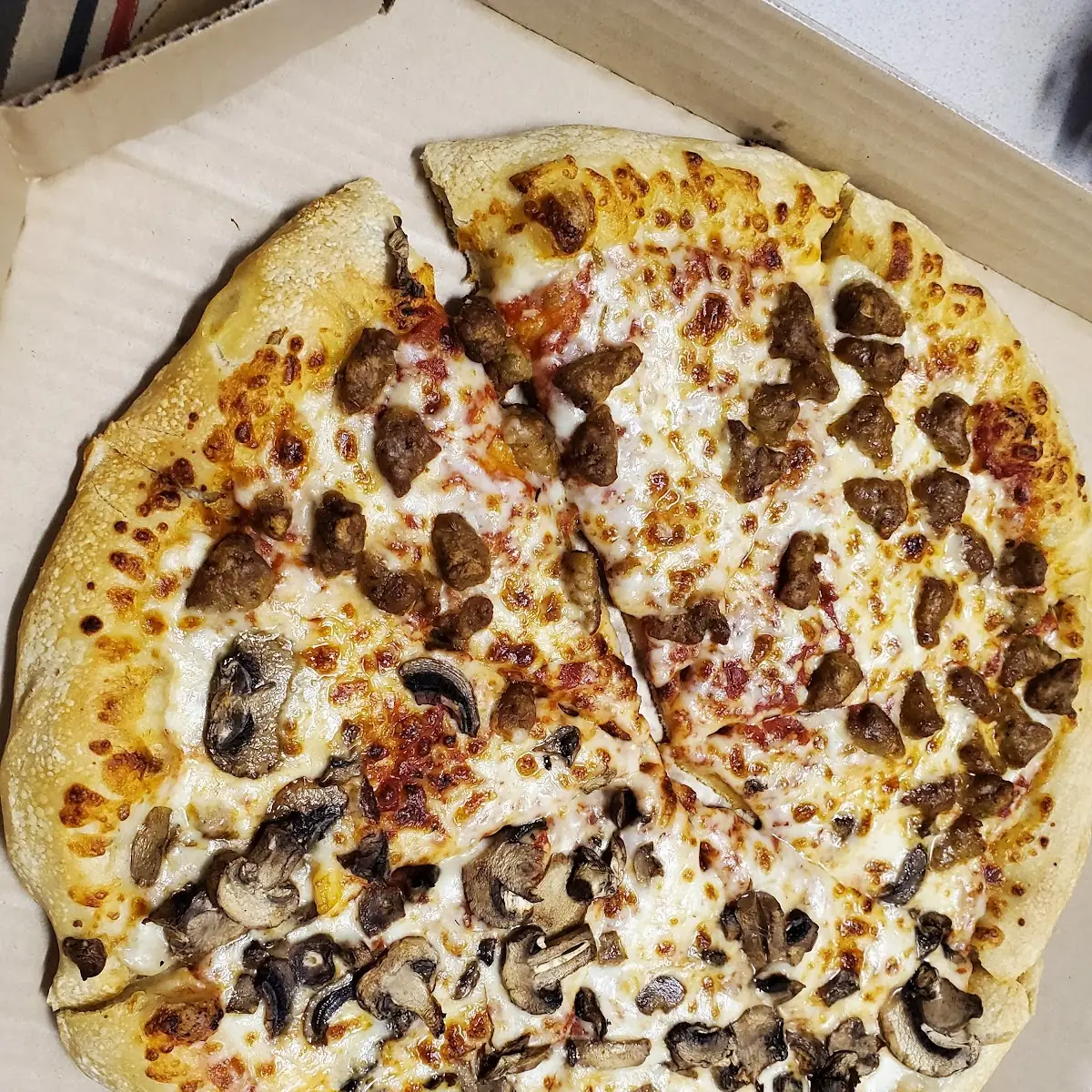 Sausage & Mushroom Pizza
