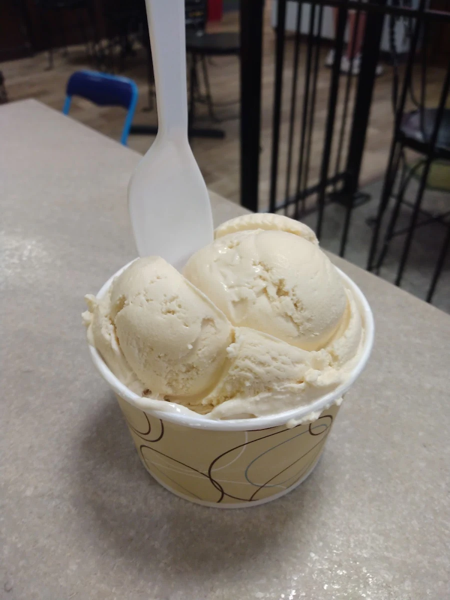 Lemon and Mexican Vanilla Ice Cream