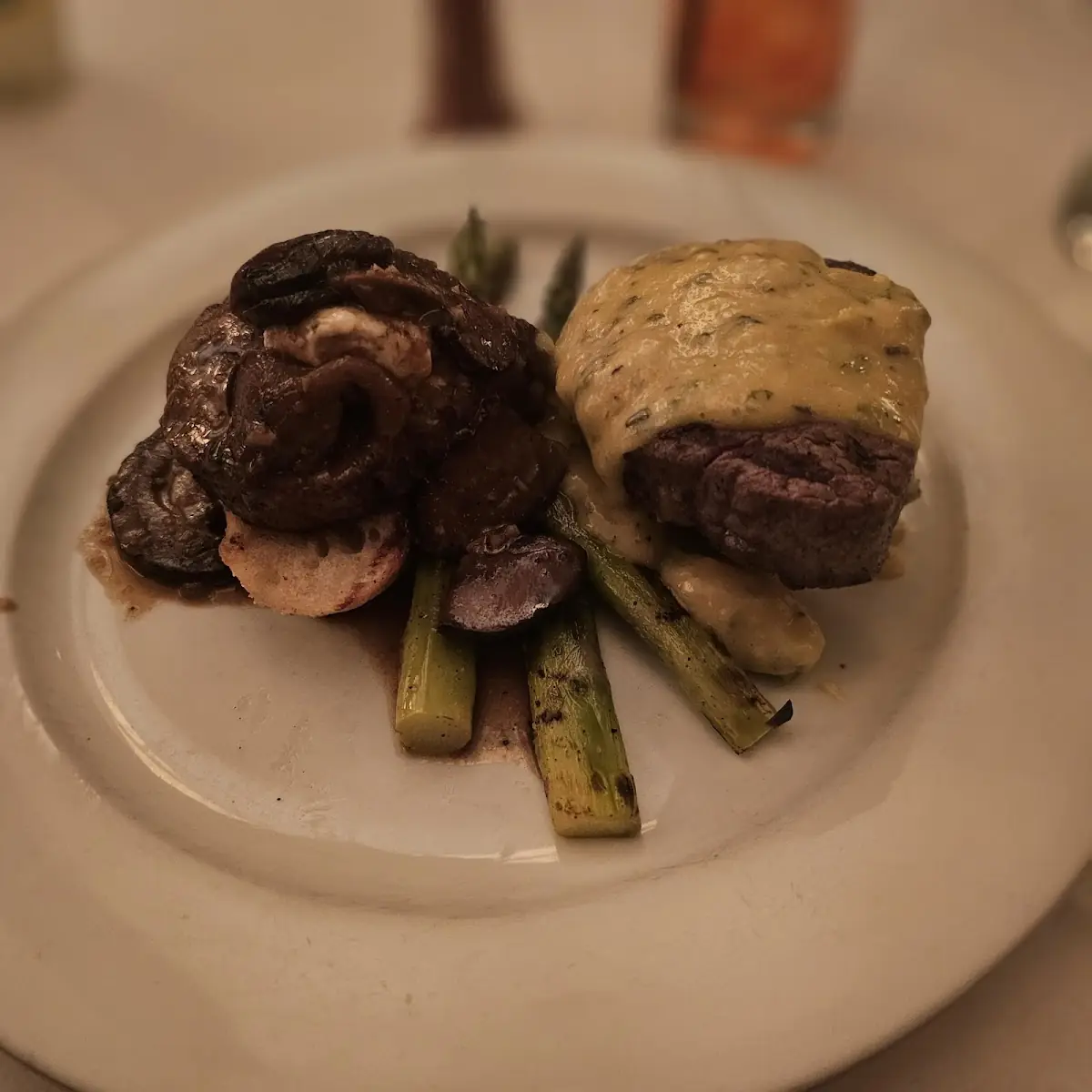 Prime Filet Oscar 8oz