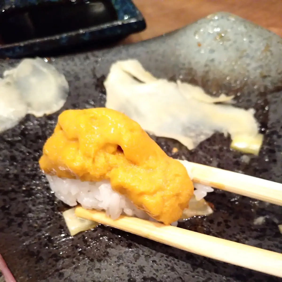 Uni Nigiri