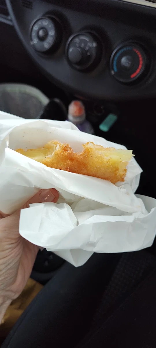 Crispy Pineapple Fritter with Cinnamon, Ocean View Fish & Chips Shop