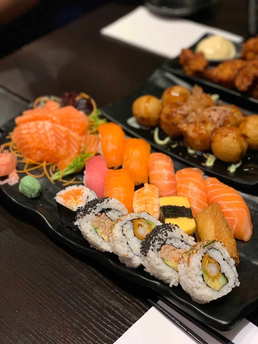 Sushi and Sashimi Platter, Okami Japanese Restaurant