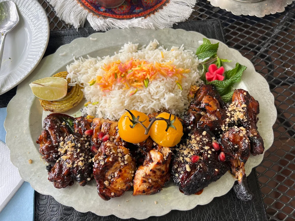 Shishlik No Rice, Shazde House | رستوران شازده
