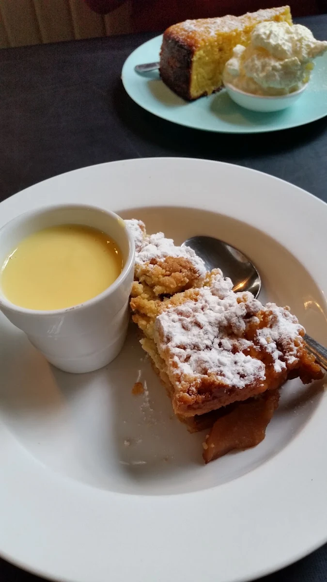 Apple and Rhubarb Crumble, The Wayzgoose Diner