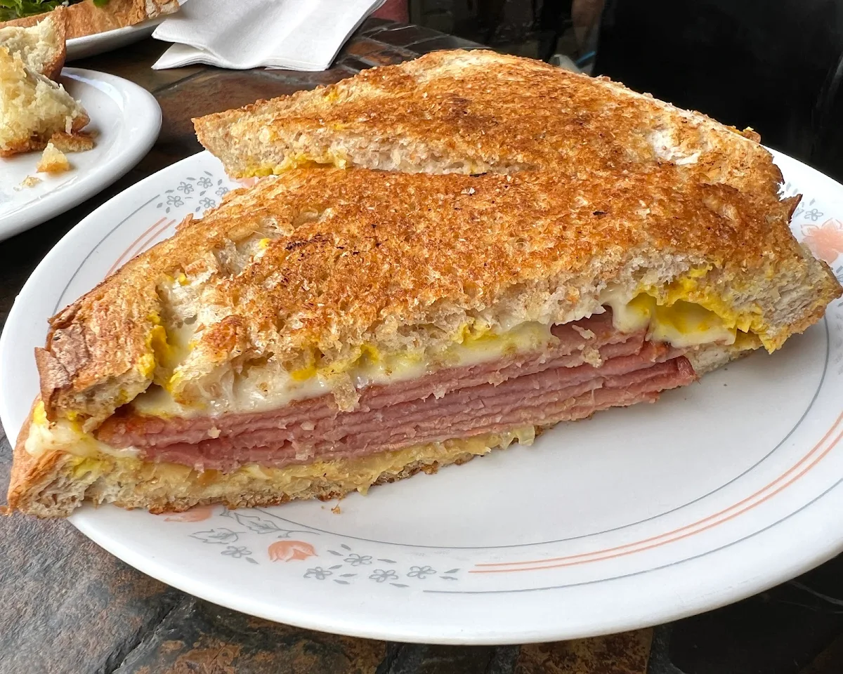 Grilled Corned Beef & Swiss