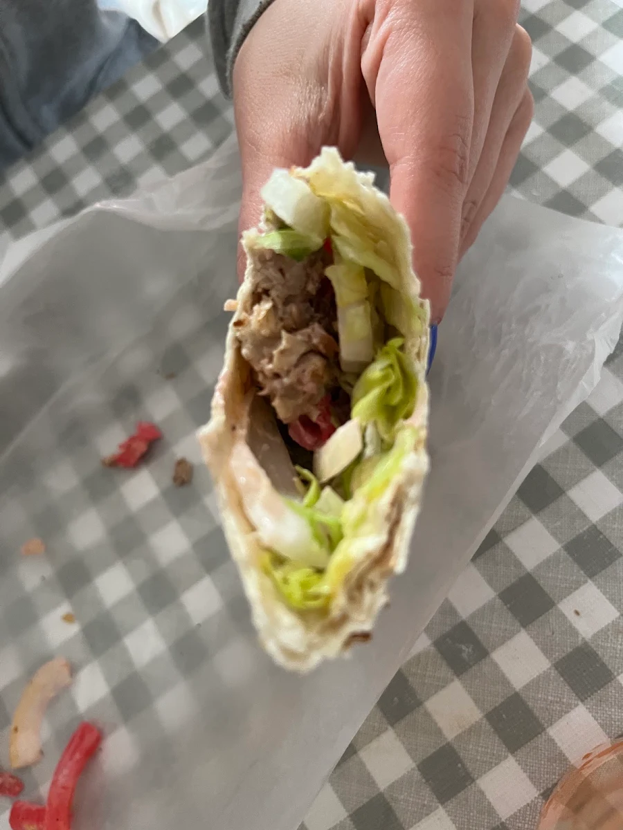 Lettuce, Lazeez Shawarma
