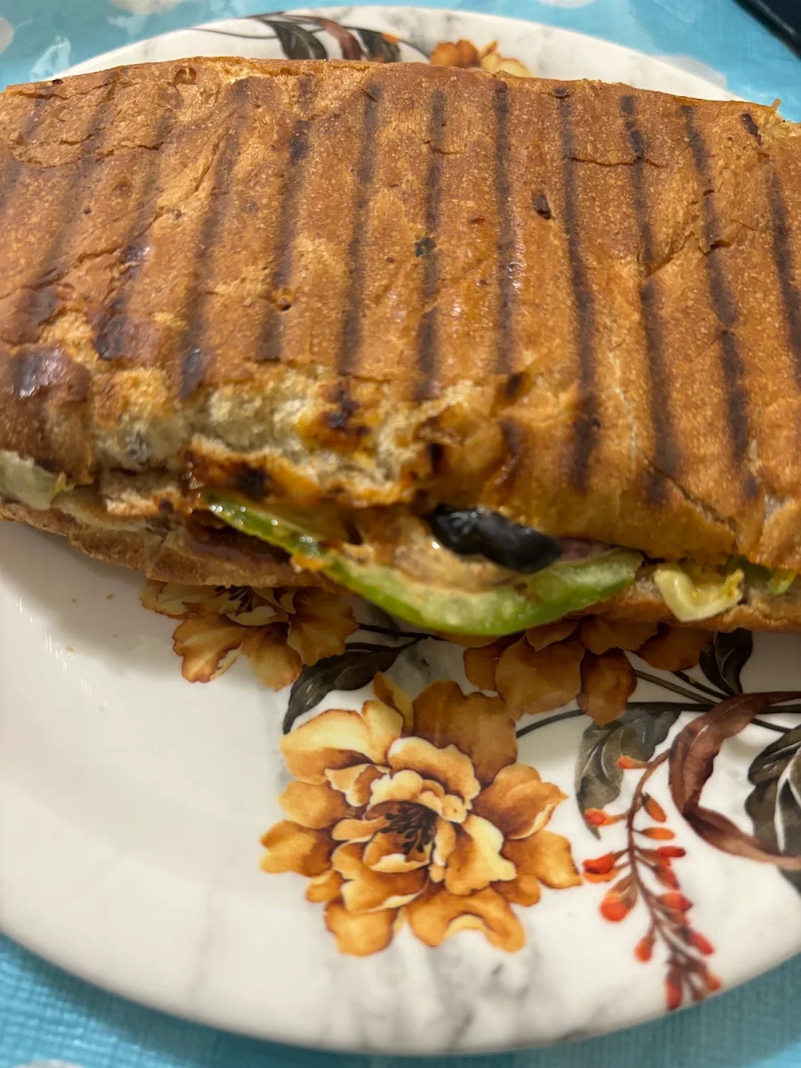 Its Chicken Sub