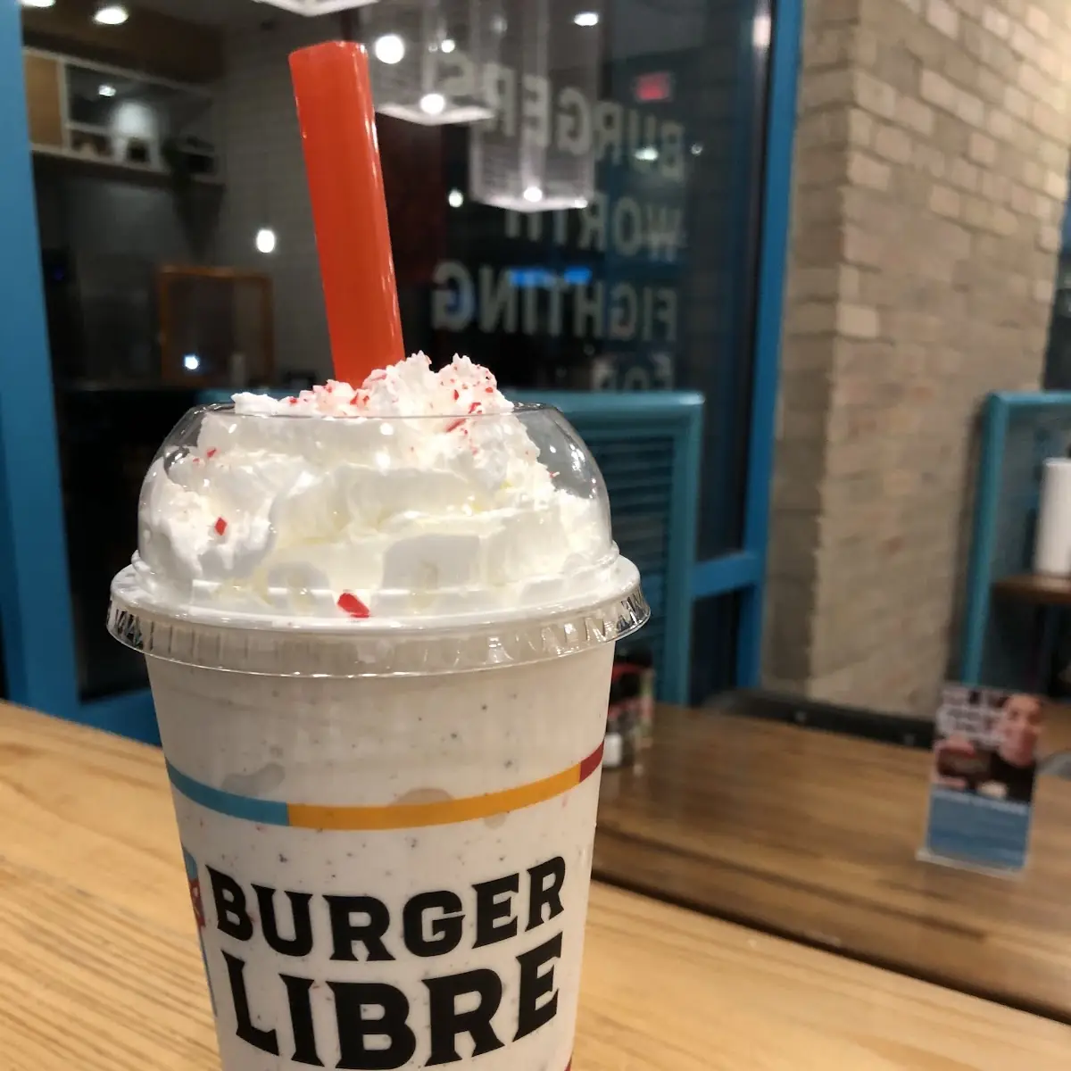 Peppermint Oreo Cookie Shake