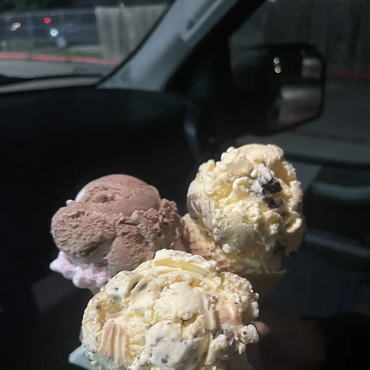 Chocolate Vanilla Ice Cream