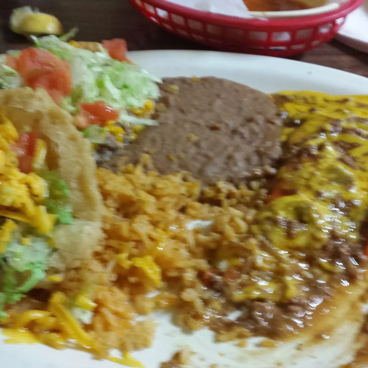 Soft Taco w Rice & Beans