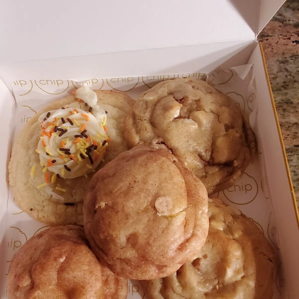 1 Sugar Cookie 2 Snickerdoodle 2 Biscoff White Chocolate