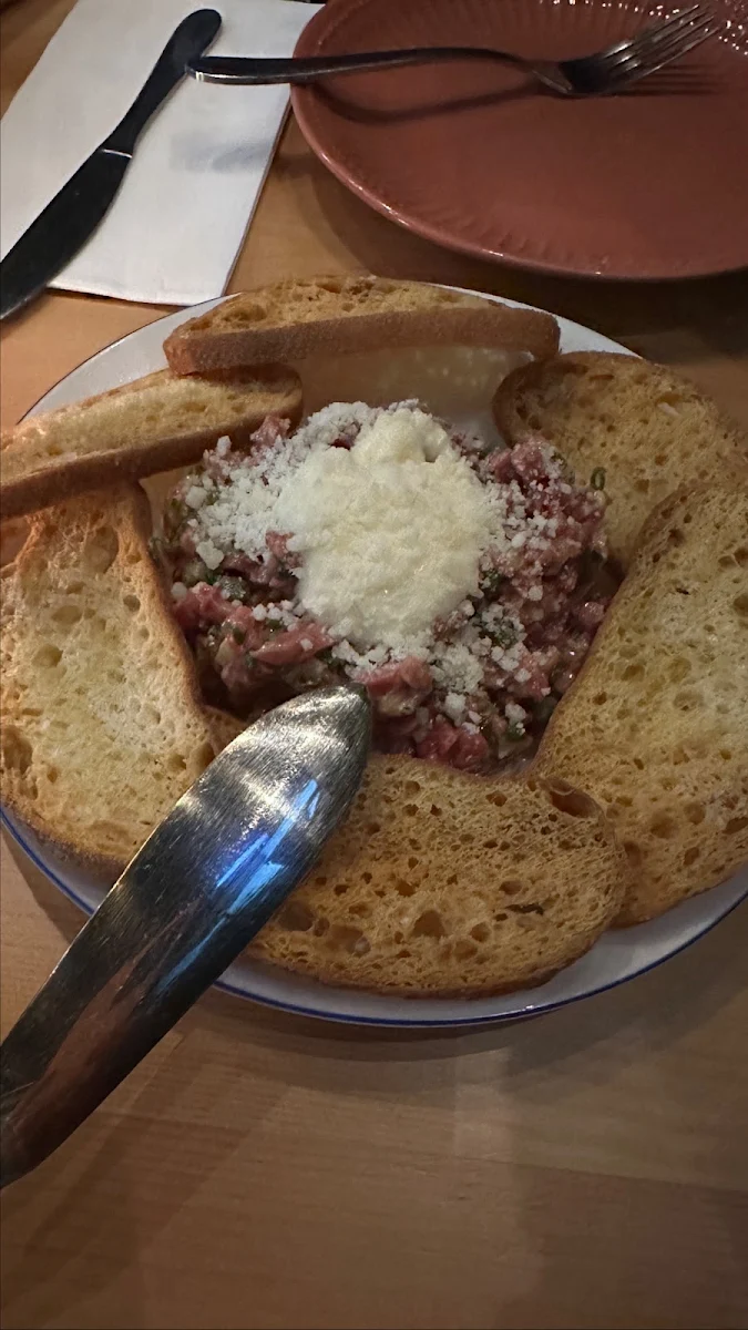 Tartare, NUG. General Store
