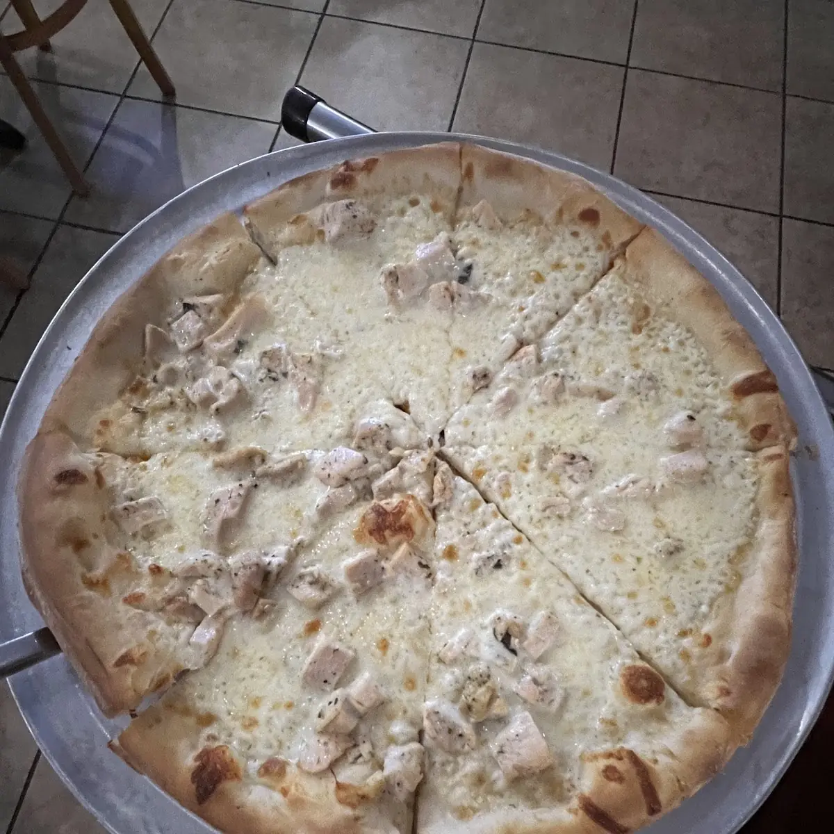 Chicken Alfredo Pizza