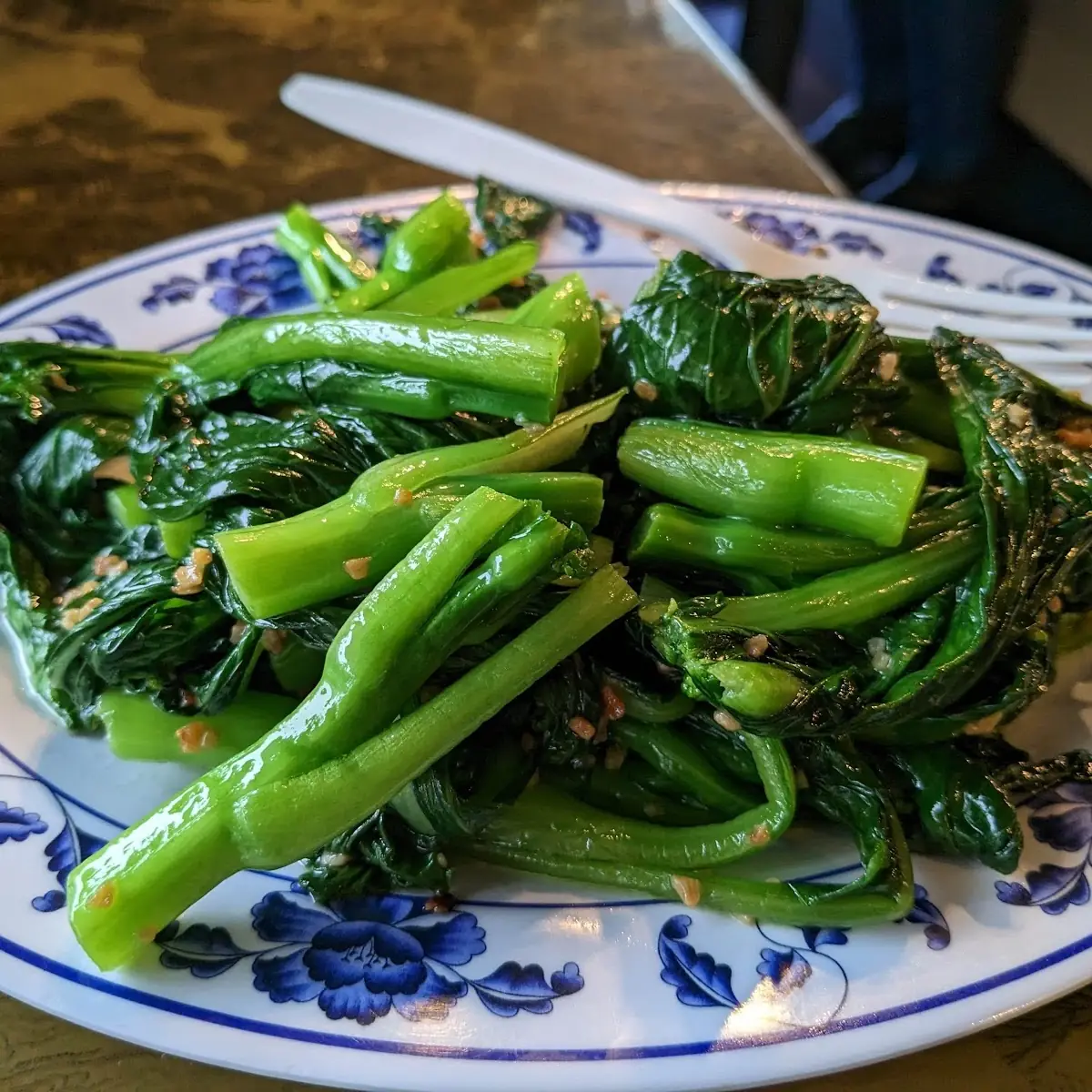 Yu Choy with Garlic Sauce