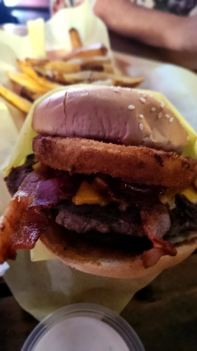 BBB Bacon Cheeseburger with All the Fixings