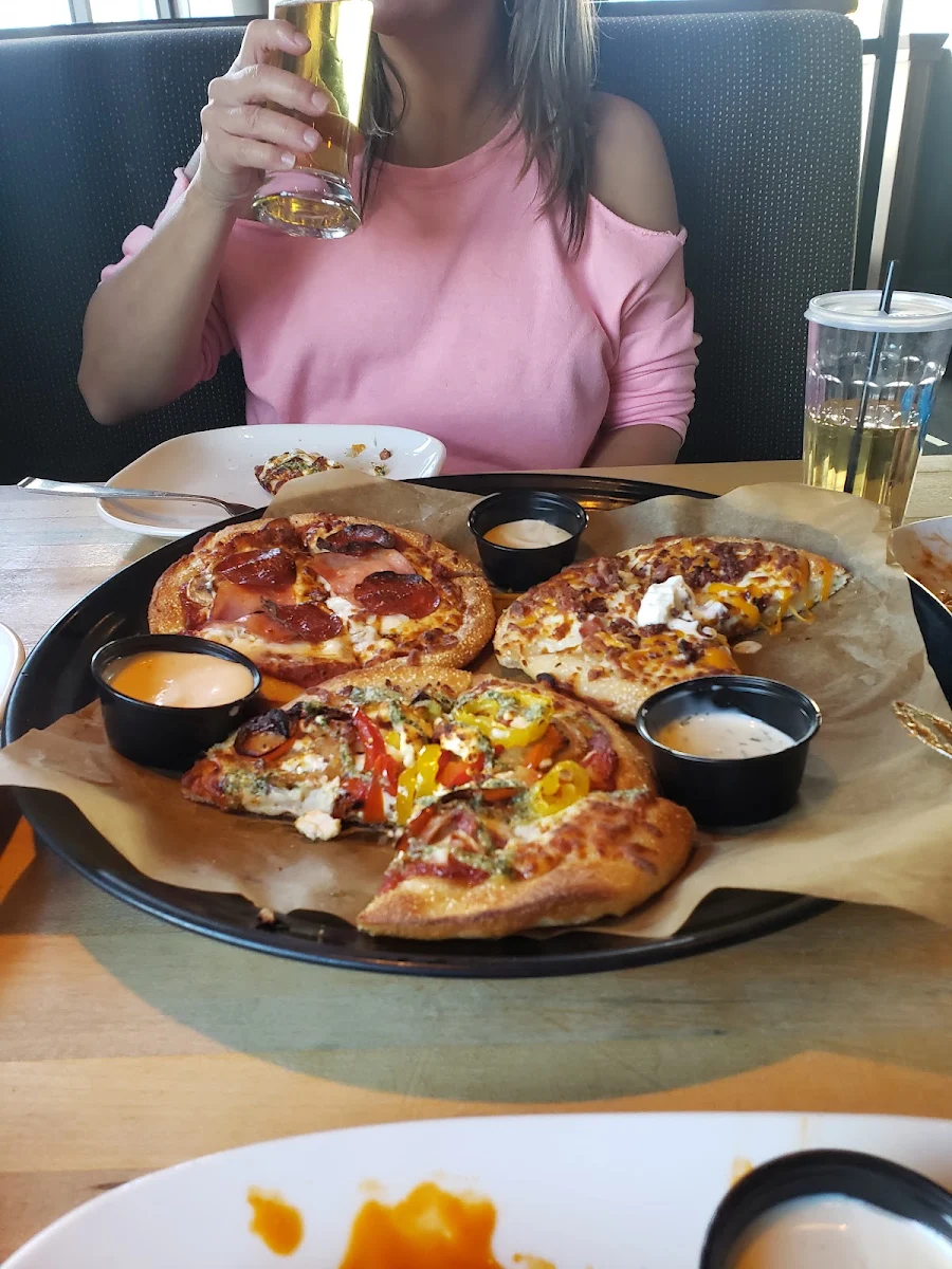 3 Pizza Special, Boston Pizza Orangeville