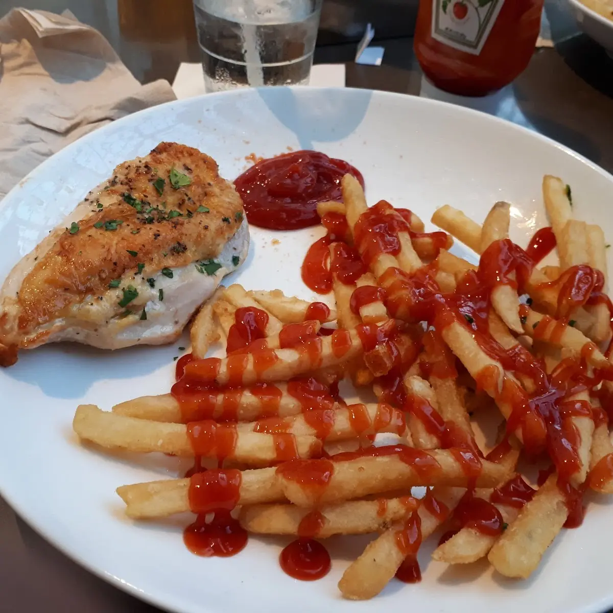 Herb and Garlic Chicken with Fries