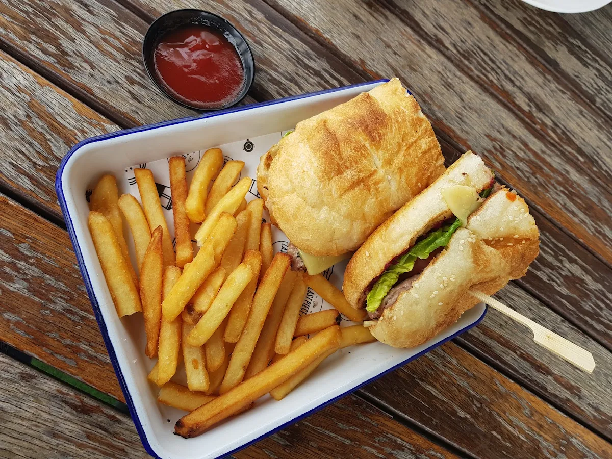 Steak Sandwich, The Last Piece