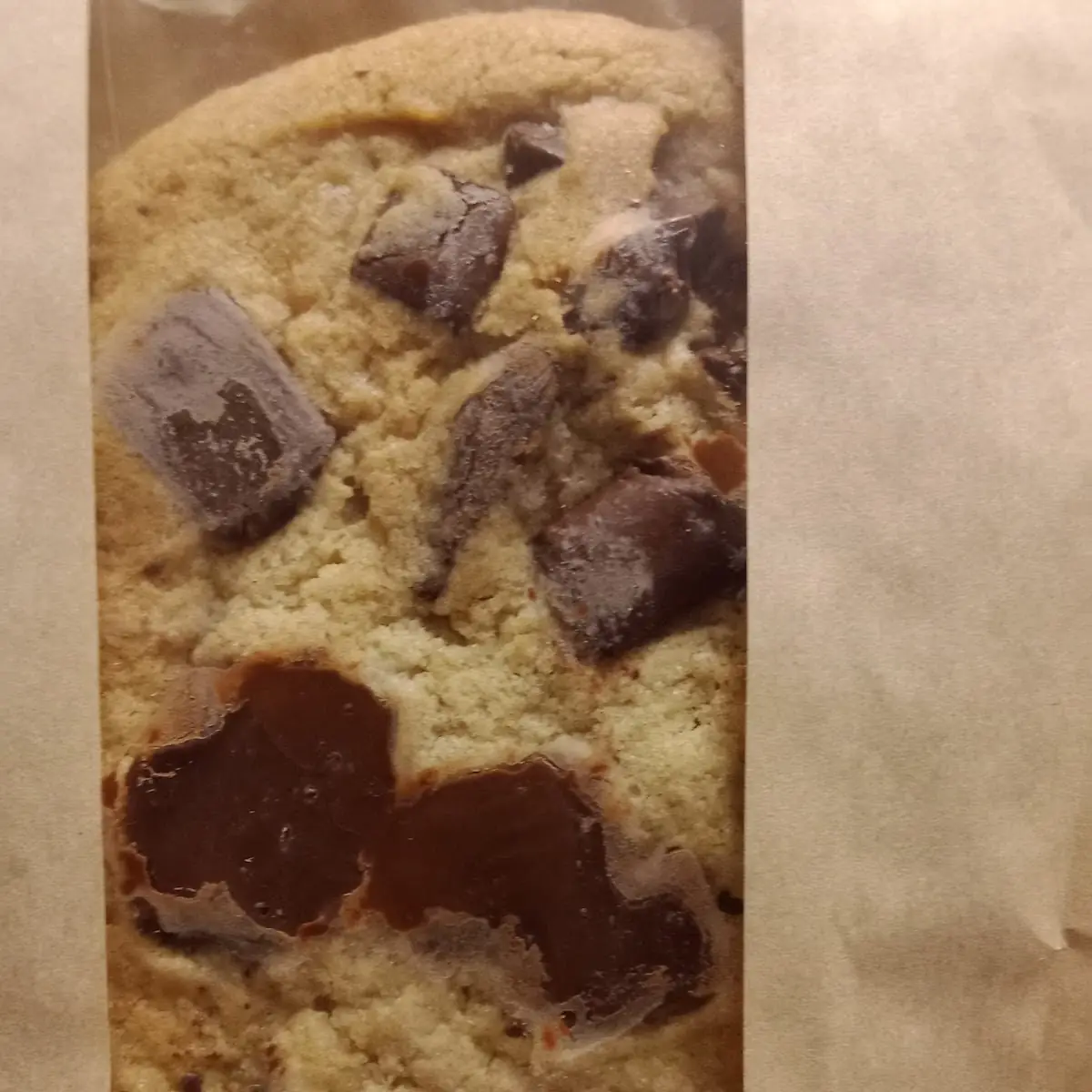 Chocolate Chip Cookie