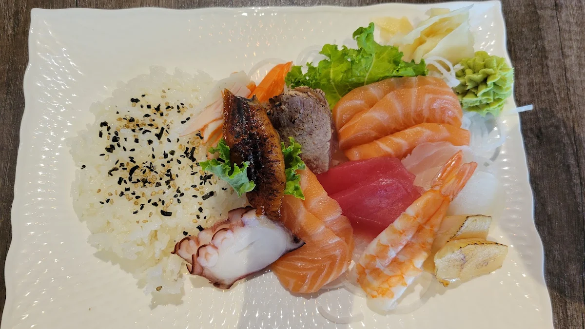 Donburi Chirashi, KOHARU Japanese Restaurant
