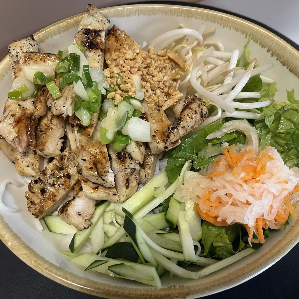 Bun - Chicken Vermicelli