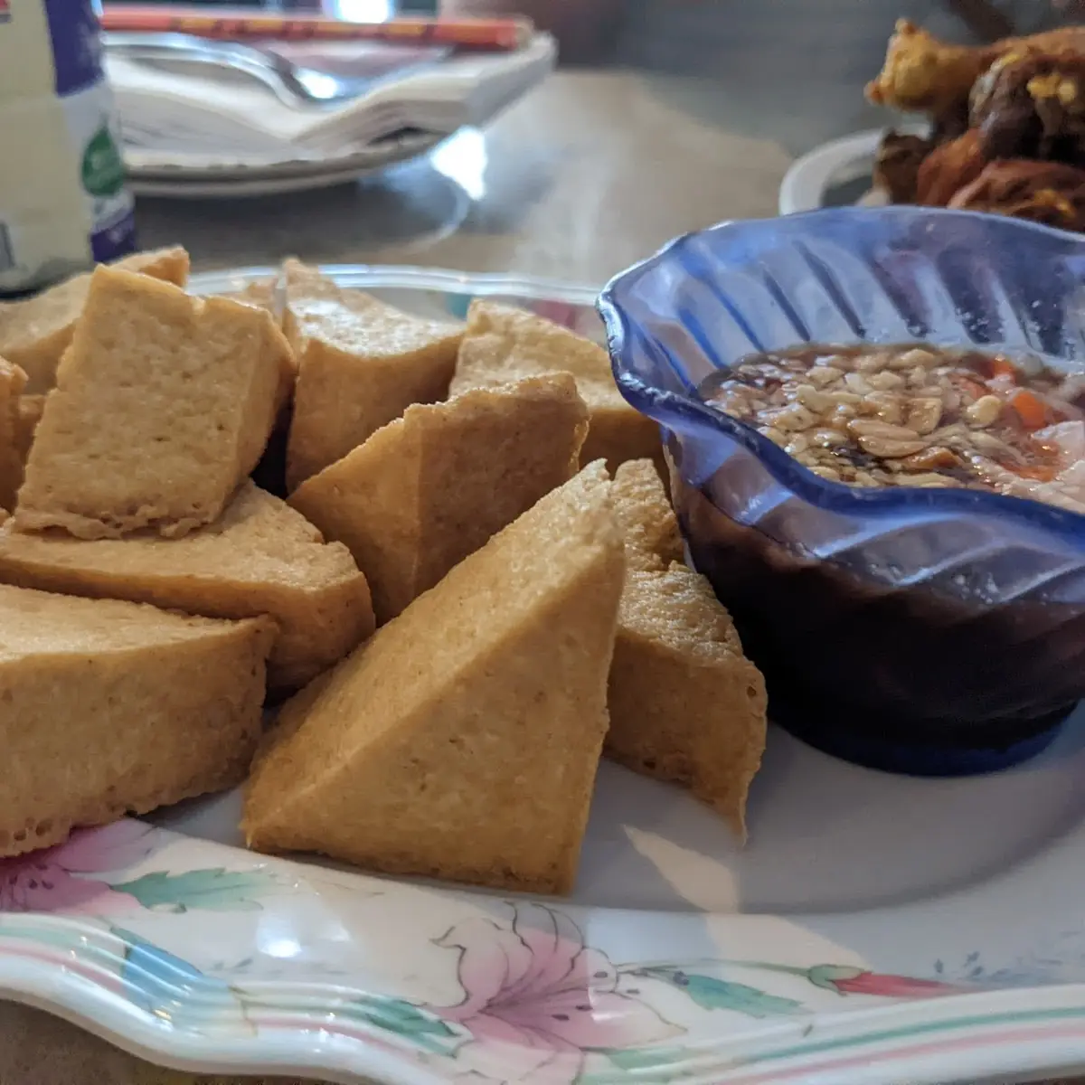 Fried Tofu with Peanut Sauce Dip