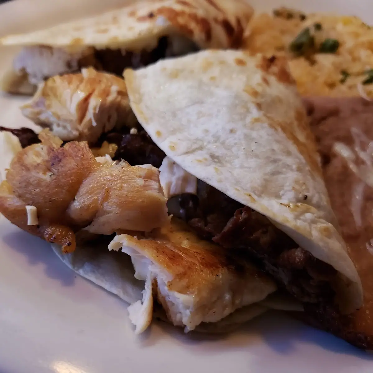 Quesadilla De Pollo Chicken