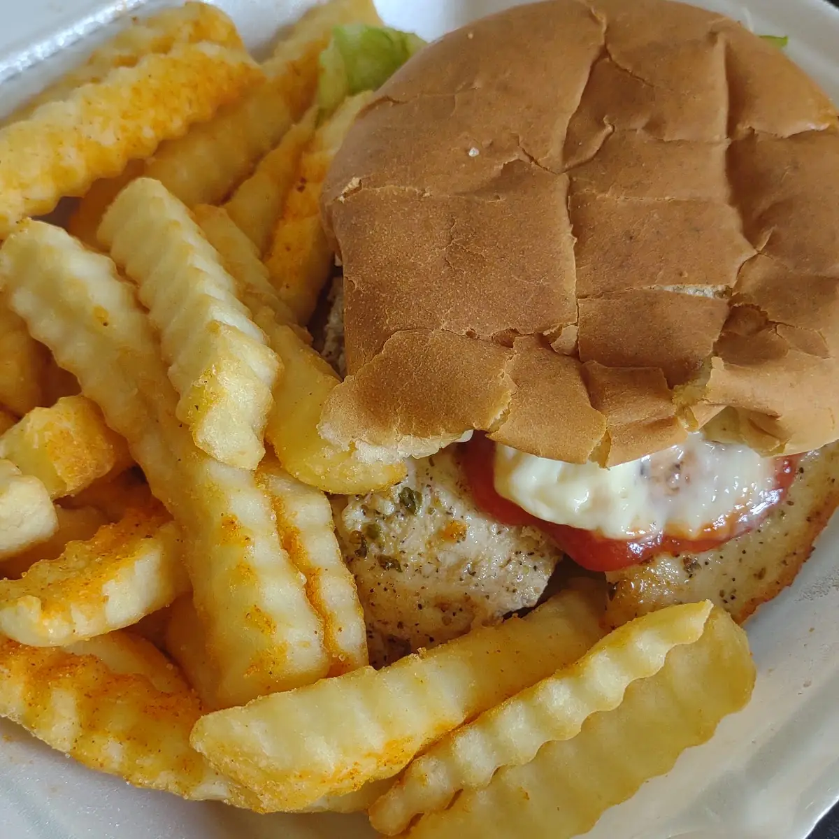Grilled Chicken Sandwich Combo