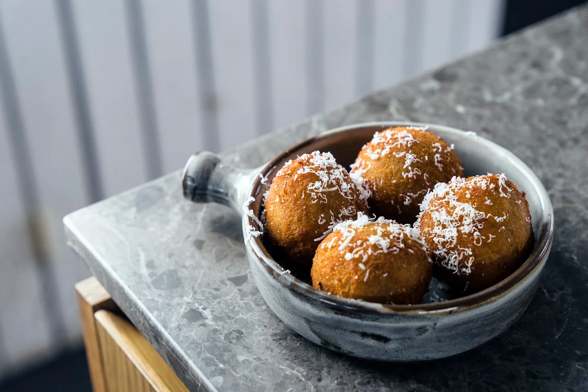 Arancini, Oliveto Ristorante & Bar