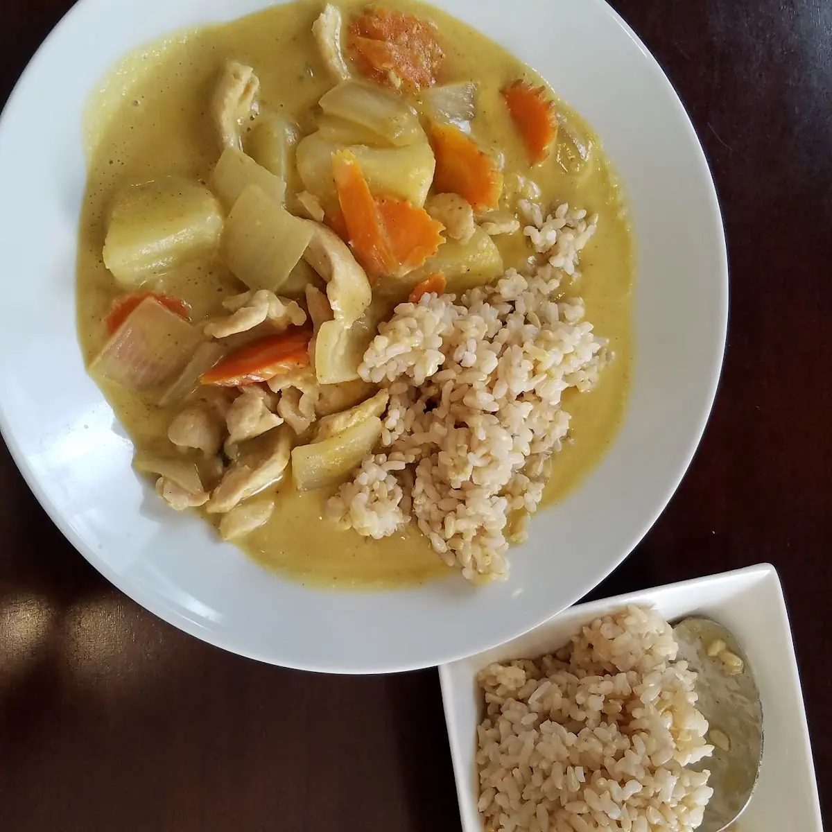 Yellow Chicken Curry