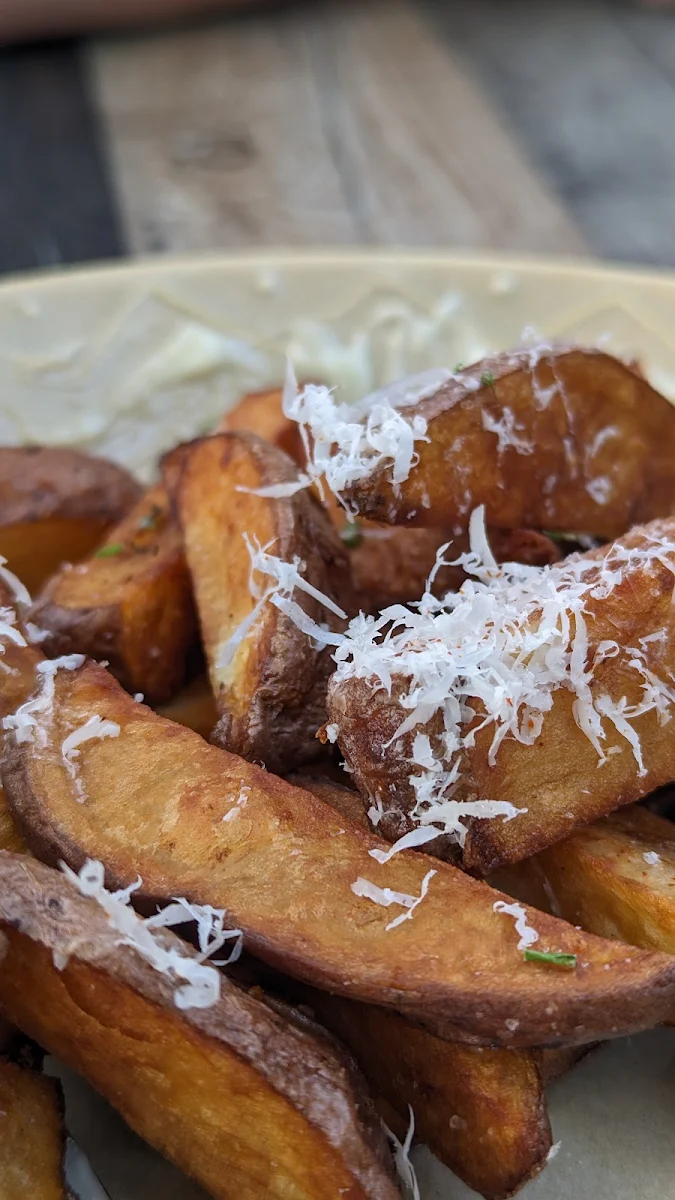 Parmesan Truffle Fries, Bella Soriah