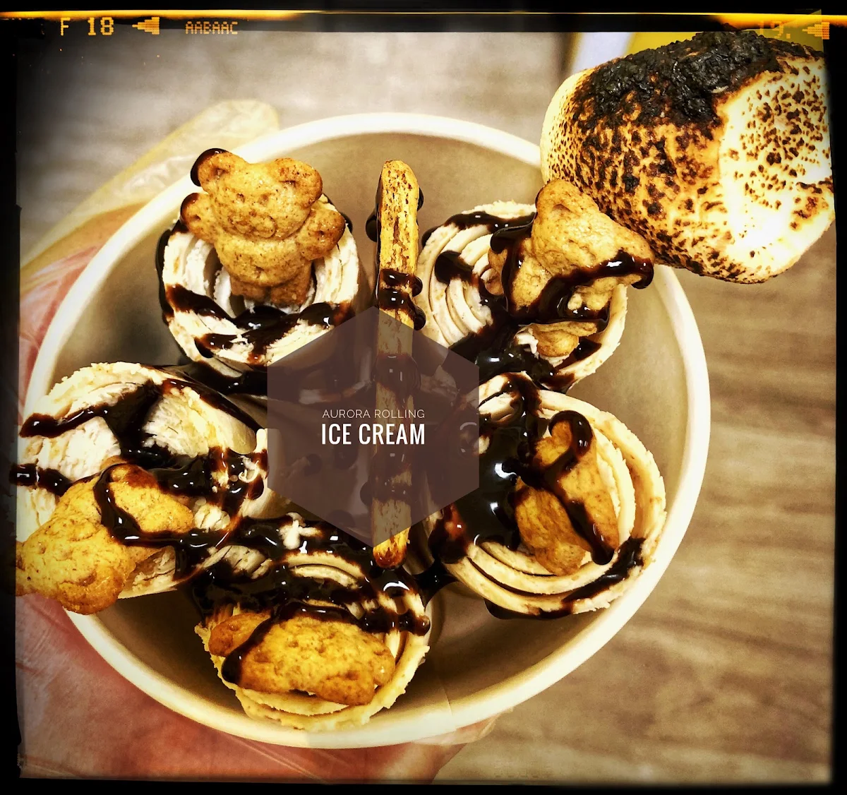 Bubble Waffle Cream Cheese Straw