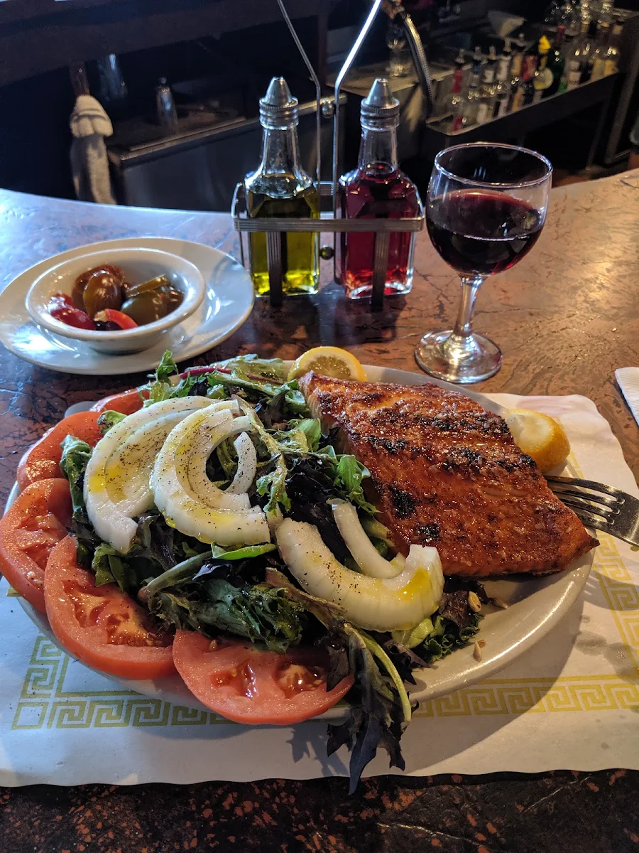 Grilled Salmon & Salad