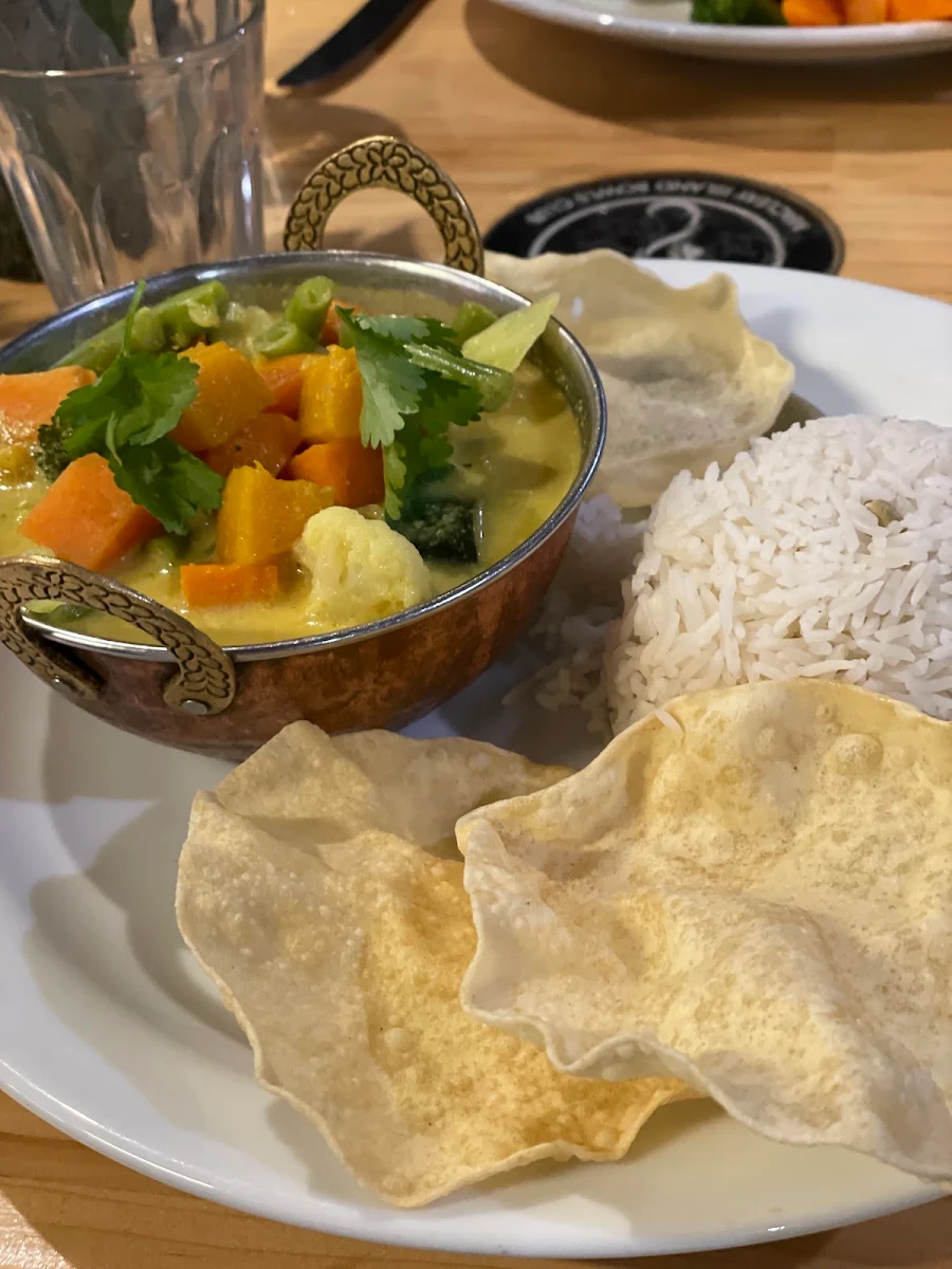 Vegetable Curry, Waters' Edge Bistro