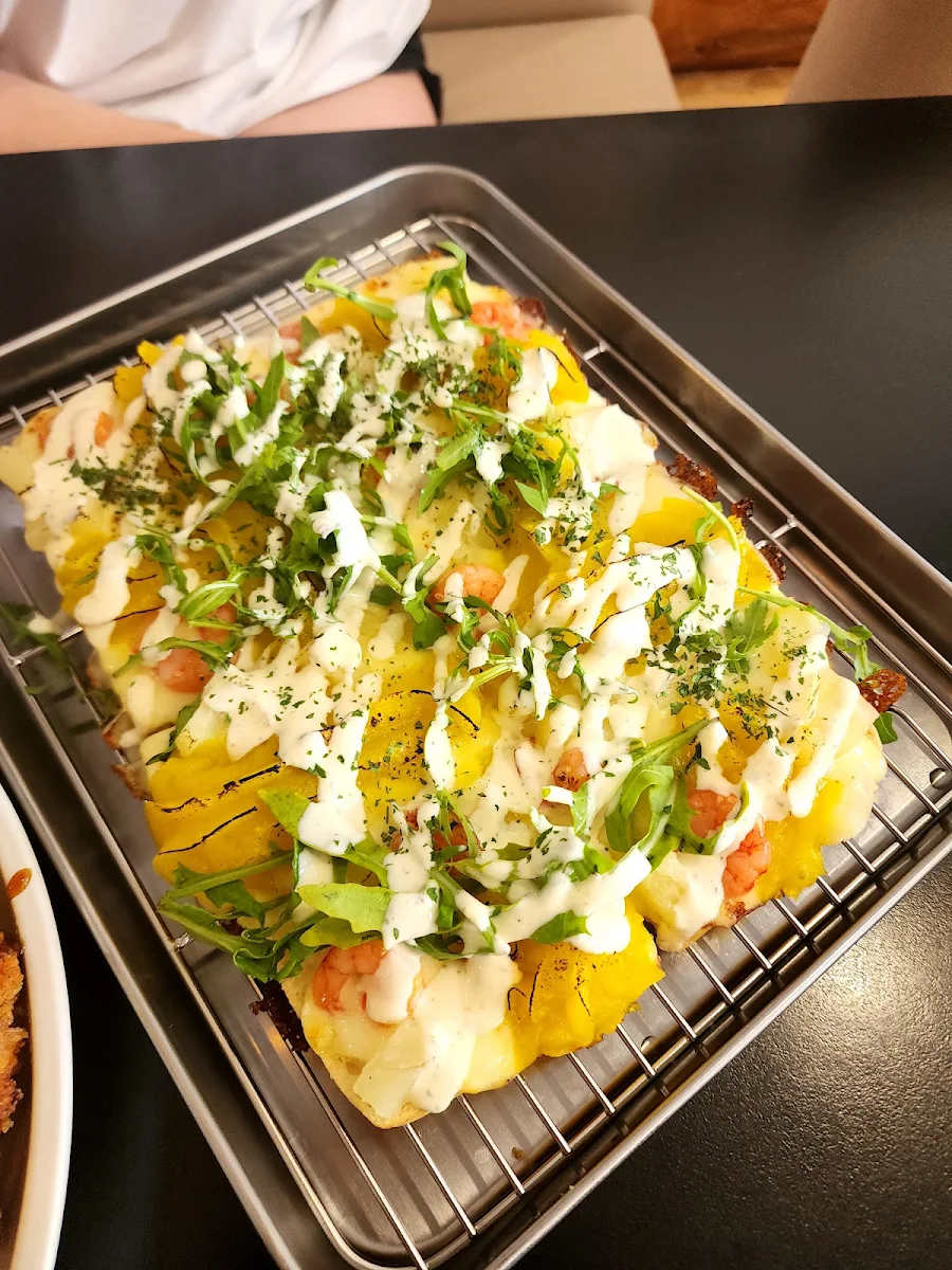 Sweet Potato Shrimp Pizza, Cafe 928