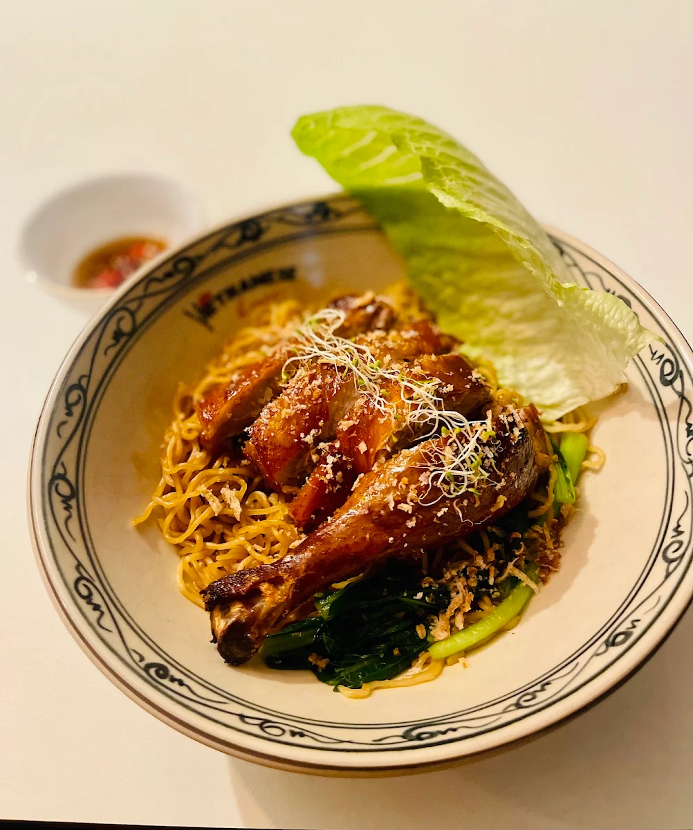 Roasted Duck with Egg Noodle
