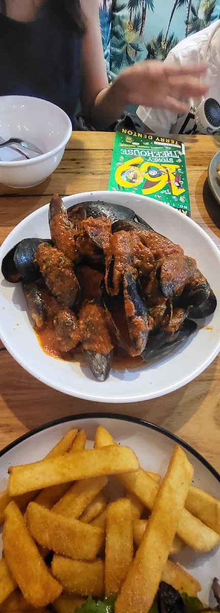 Mussels, The Leveson