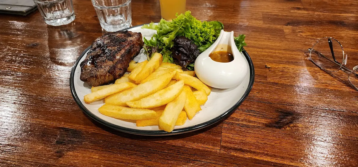 Steak & Chips, The Leveson