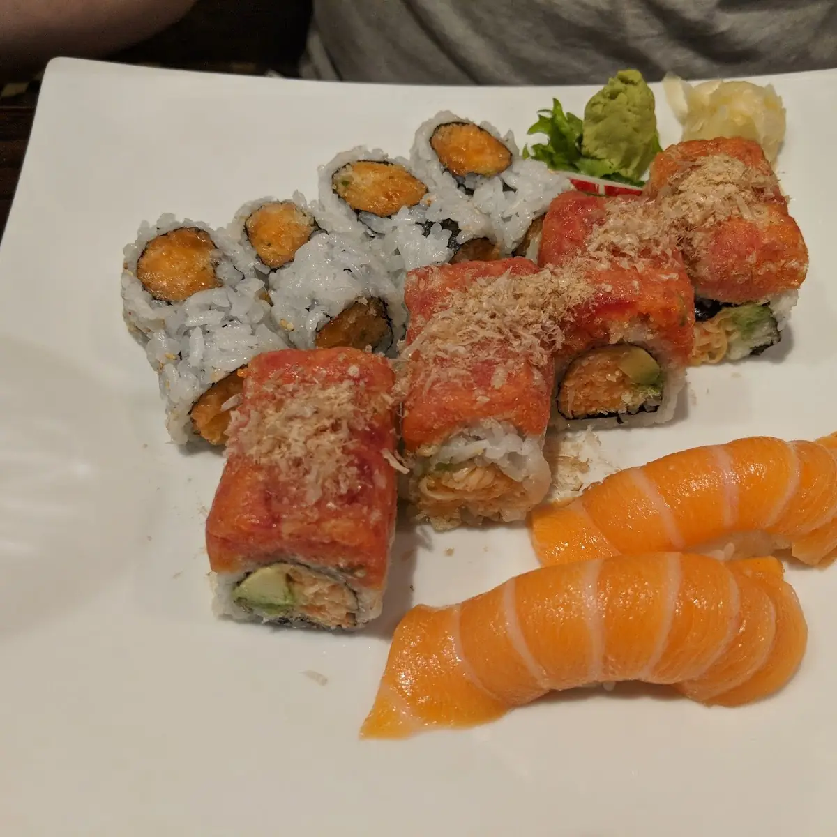 Roll Salmon Sushi